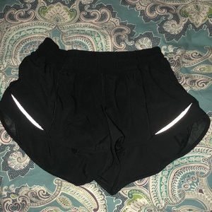 lululemon hotty hot shorts